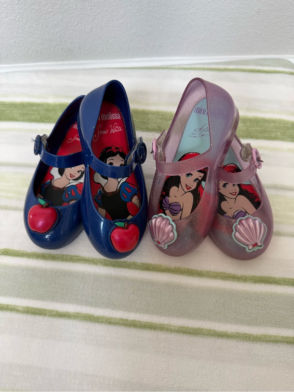 Mini Melissa Girls' Jelly Mary Janes - Snow White and Ariel